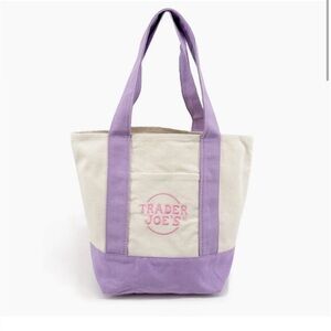 NWT Viral Trader Joe’s Tote Bag